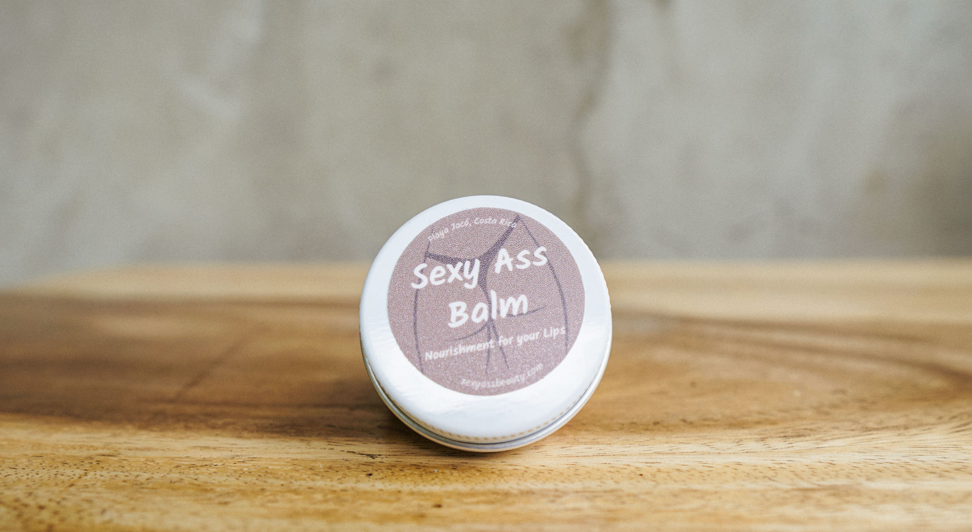 All natural lip balm with coffee and cinnamon